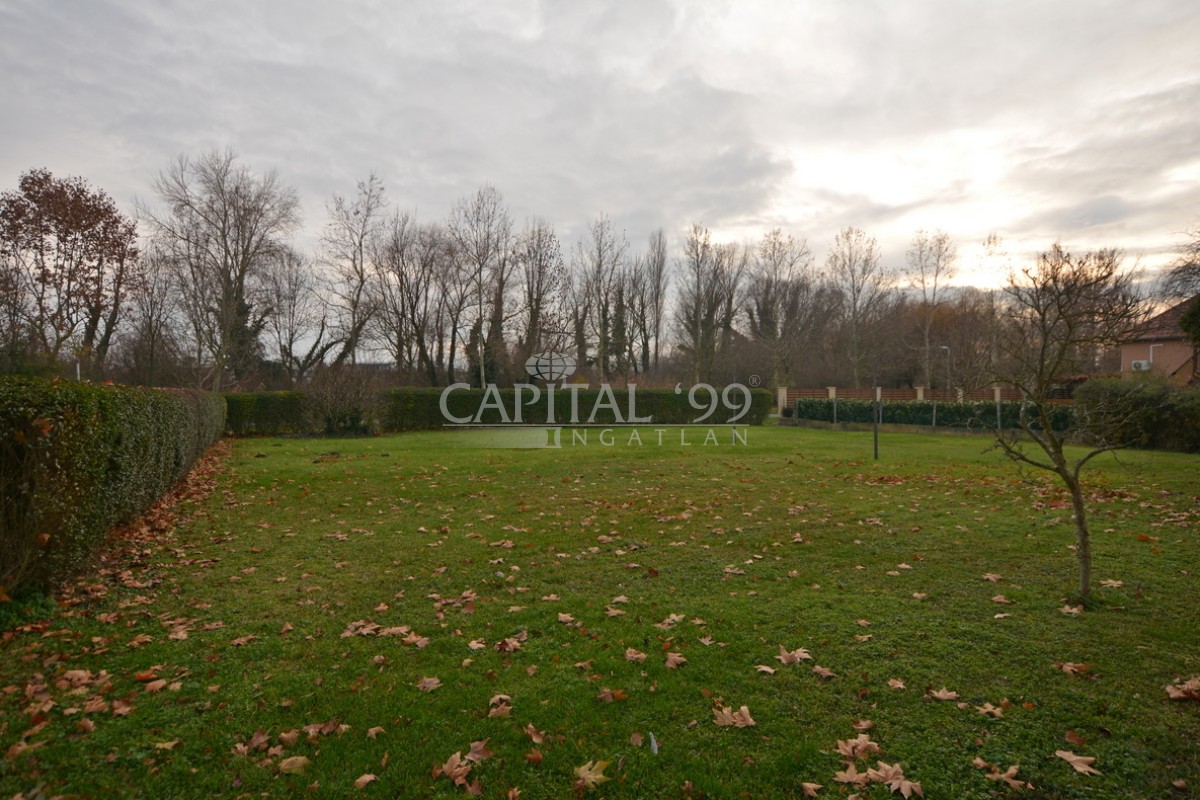 Baugrundstück - 4352