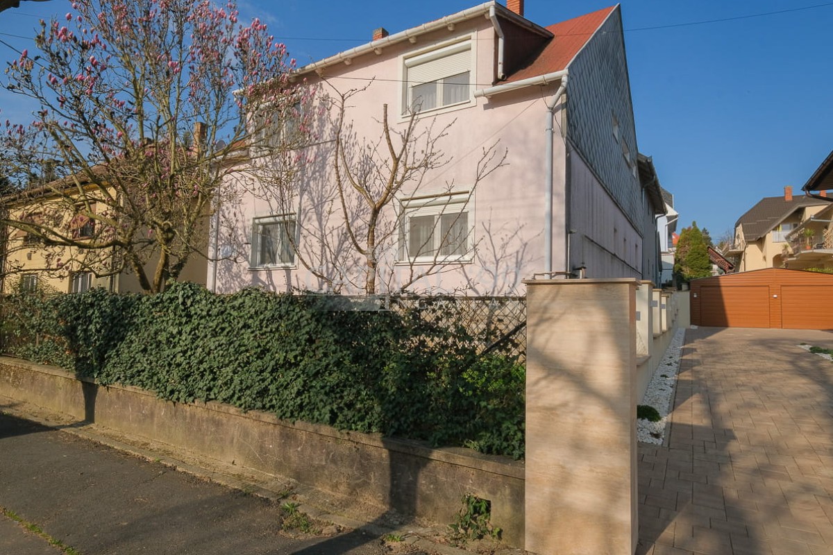 Einfamilienhaus - 4370