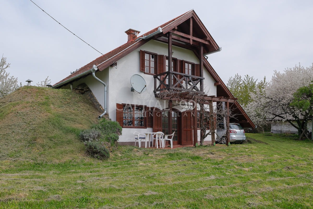 Einfamilienhaus - 4373