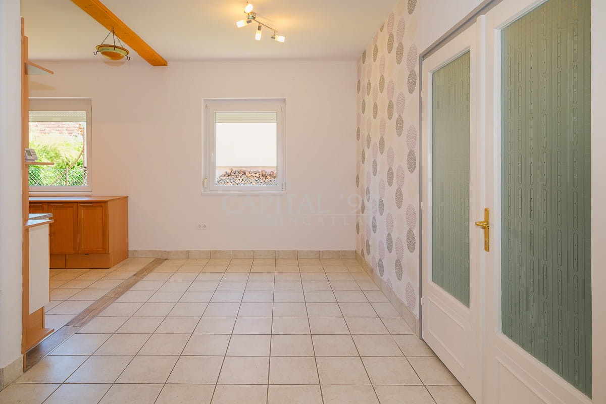 Einfamilienhaus - 4390
