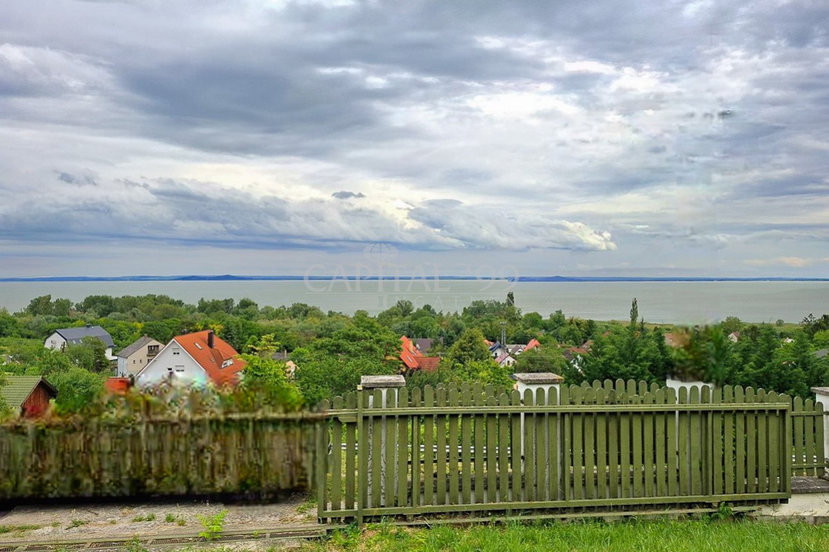 Baugrundstück - 4398