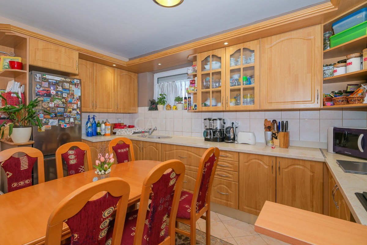 Wohnung, Appartement - 4400